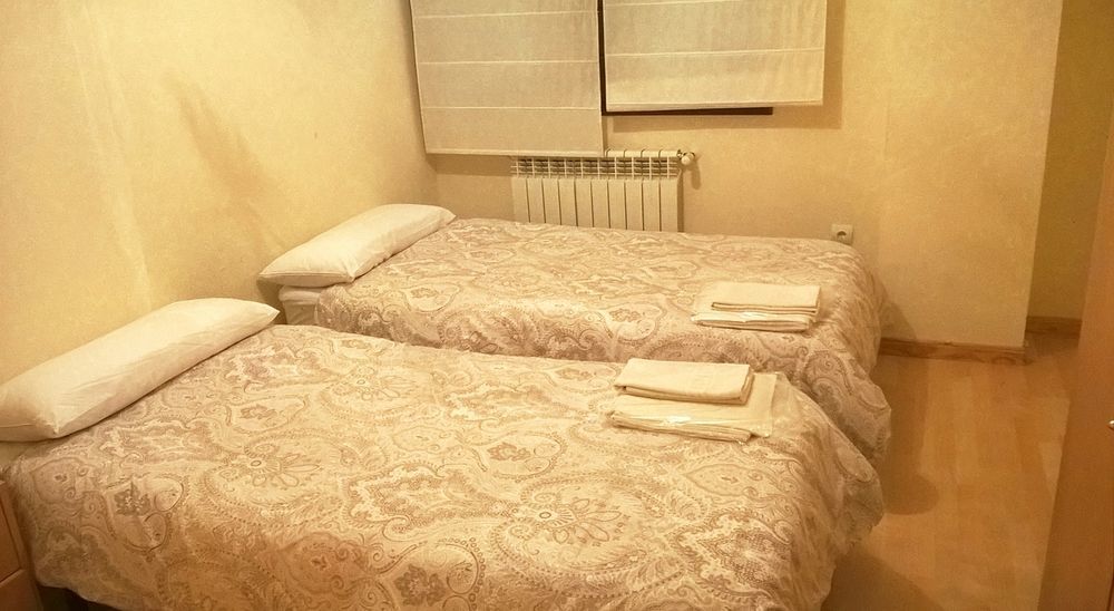 Apartamentos Biescas 3000 מראה חיצוני תמונה
